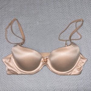 Victoria’s Secret nude bra